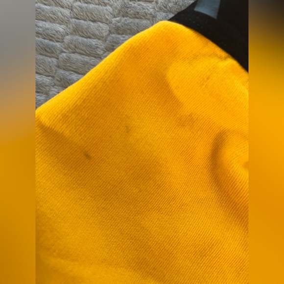 PINK shorts - Picture 4 of 4